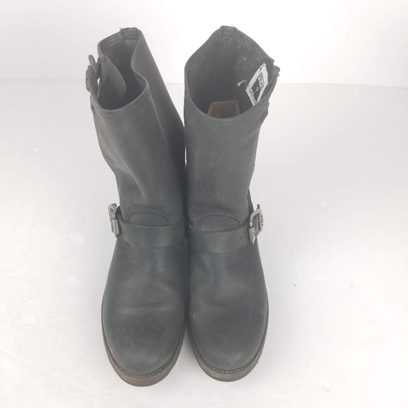 Frye Veronica ShortDistressed black leather boots - Picture 4 of 11